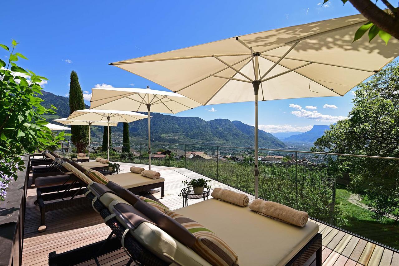 Hotel Patrizia Tirolo Exterior photo