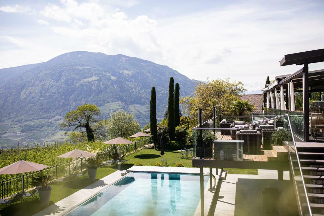 Hotel Patrizia Tirolo Exterior photo